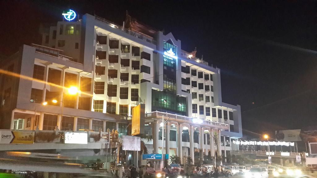 โรงแรมโอเวย์ แกรนด์ มัณฑะเลย์ ภายนอก รูปภาพ