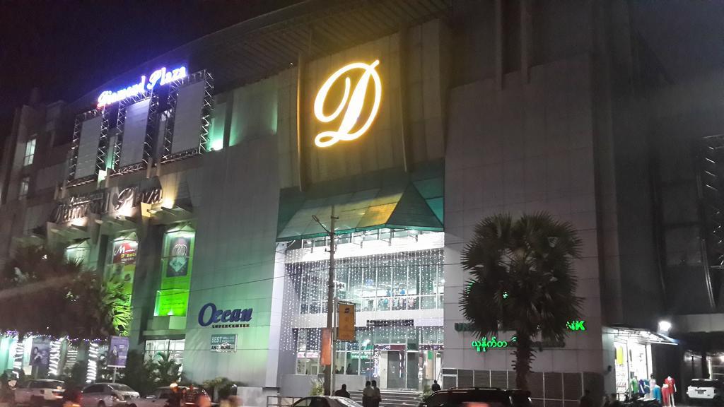 โรงแรมโอเวย์ แกรนด์ มัณฑะเลย์ ภายนอก รูปภาพ